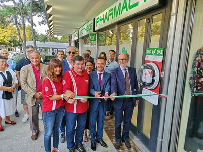 cri nel cuore taglio nastro lignano .jpg