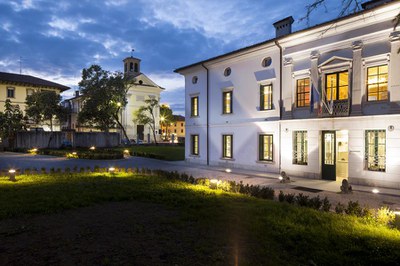 Villa Dora.jpg